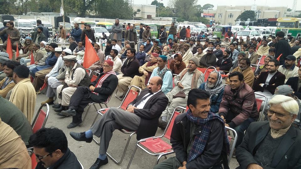 ریلو ے ورکرز یونین کے زیراہتمام راولپنڈی ریلوے اسٹیشن پر ایک جلسے کا انعقاد